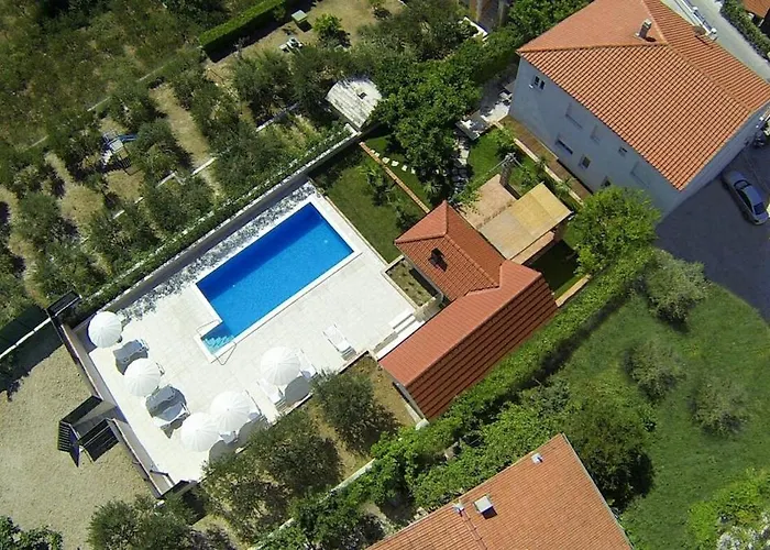 Theodoros Villa Split