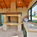 Villa Theodoros
